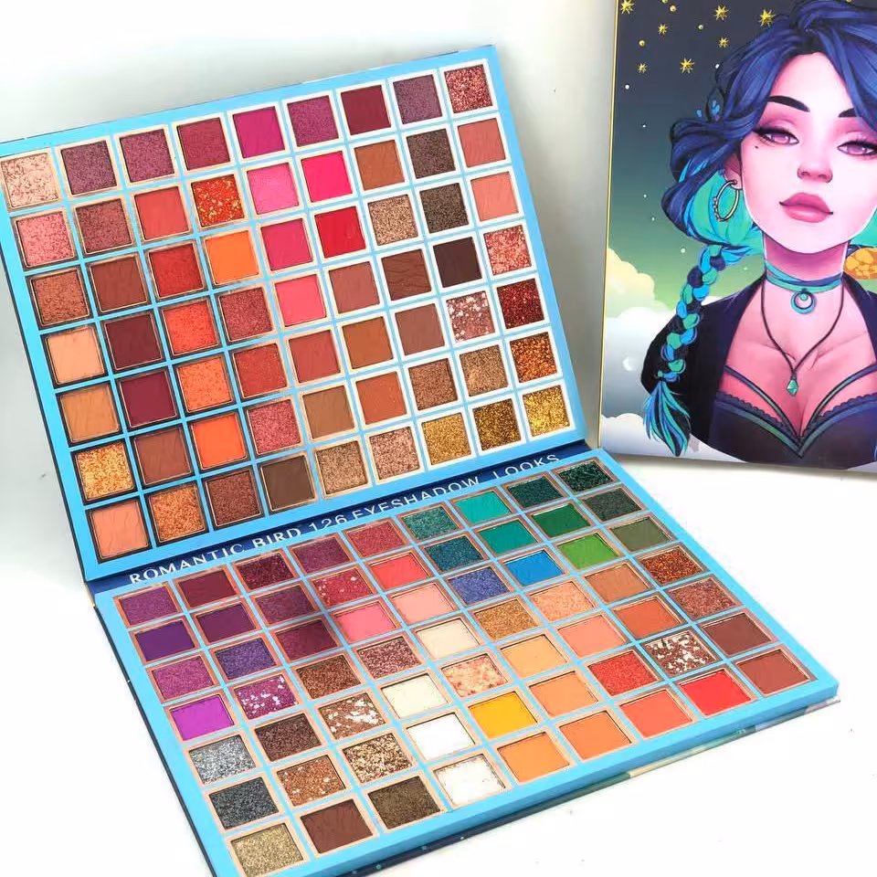 پالت سایه کتابی صد و بیست و شش رنگ طرح دختر رومانتیک بر