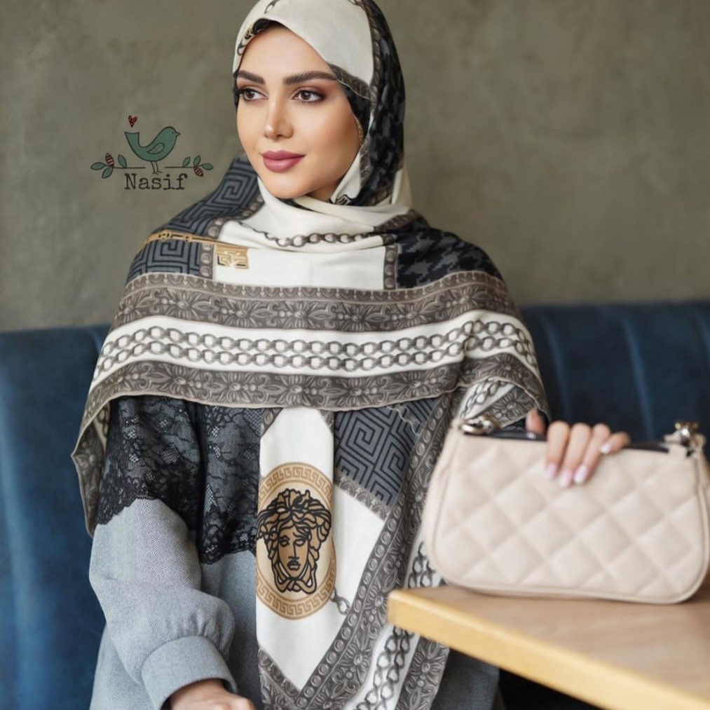 روسری نخی وارداتی دور دست دوز قواره 140 ایستایی عالی .