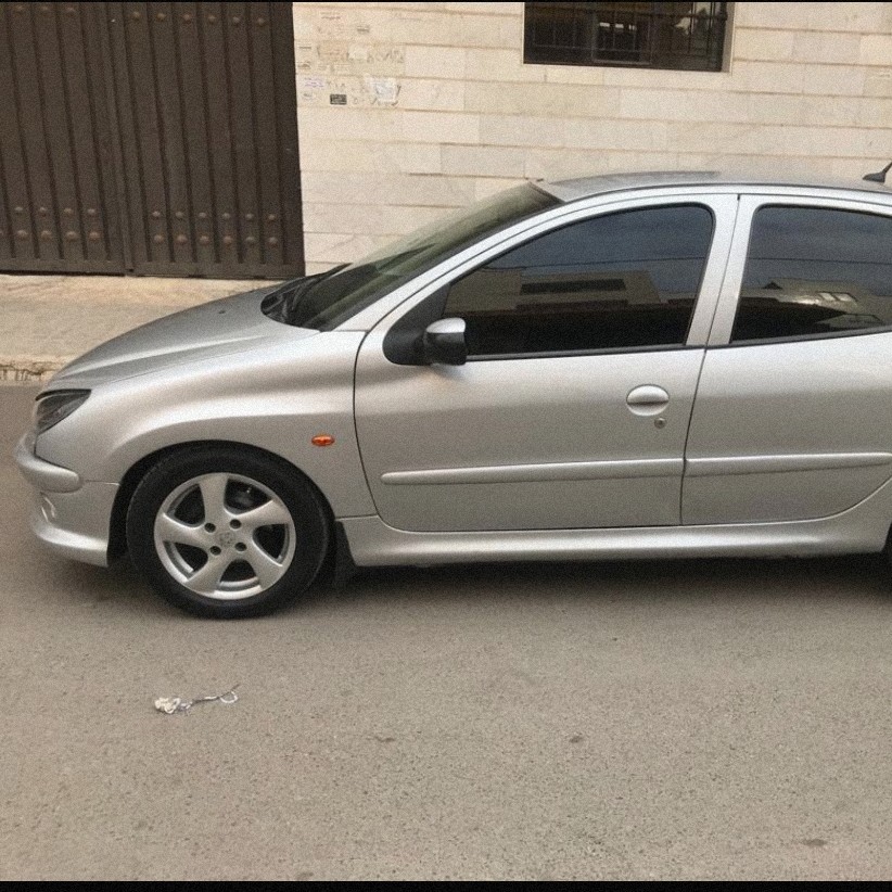 گلگیر آرسی پلاس rc 206 جنس فایبرگلاس درجه یک رنگ شده ارسال با تیپاکس و بصورت پس کرایه