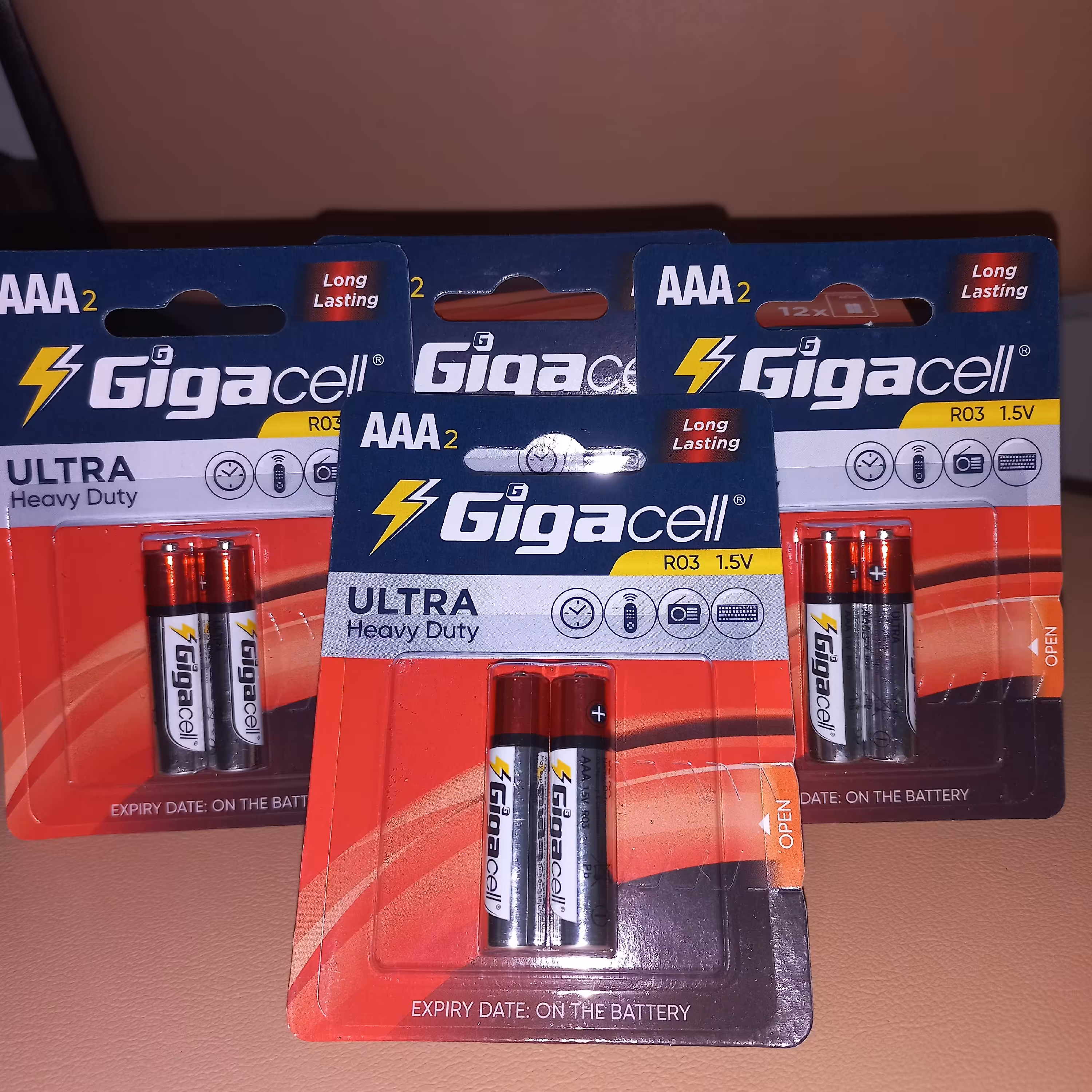 باتری نیم قلمی گیگاسل مدل Ultra Heavy Duty  AAA (کارتی 2 تایی)