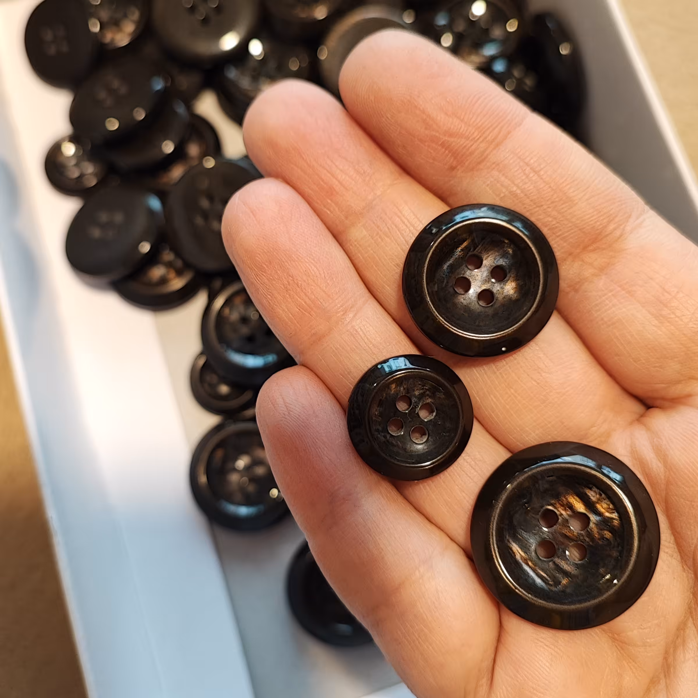 دکمه پالتویی صدفی