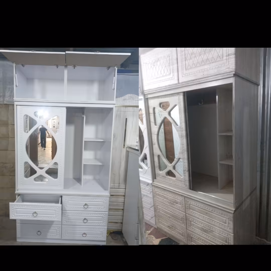 کمد دیواری بزرگ.