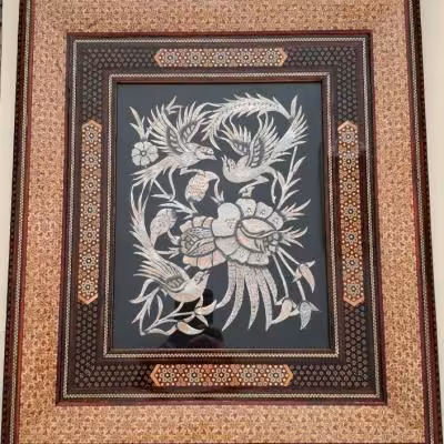 تابلو گل و مرغ خاتم‌کاری قلمزنی