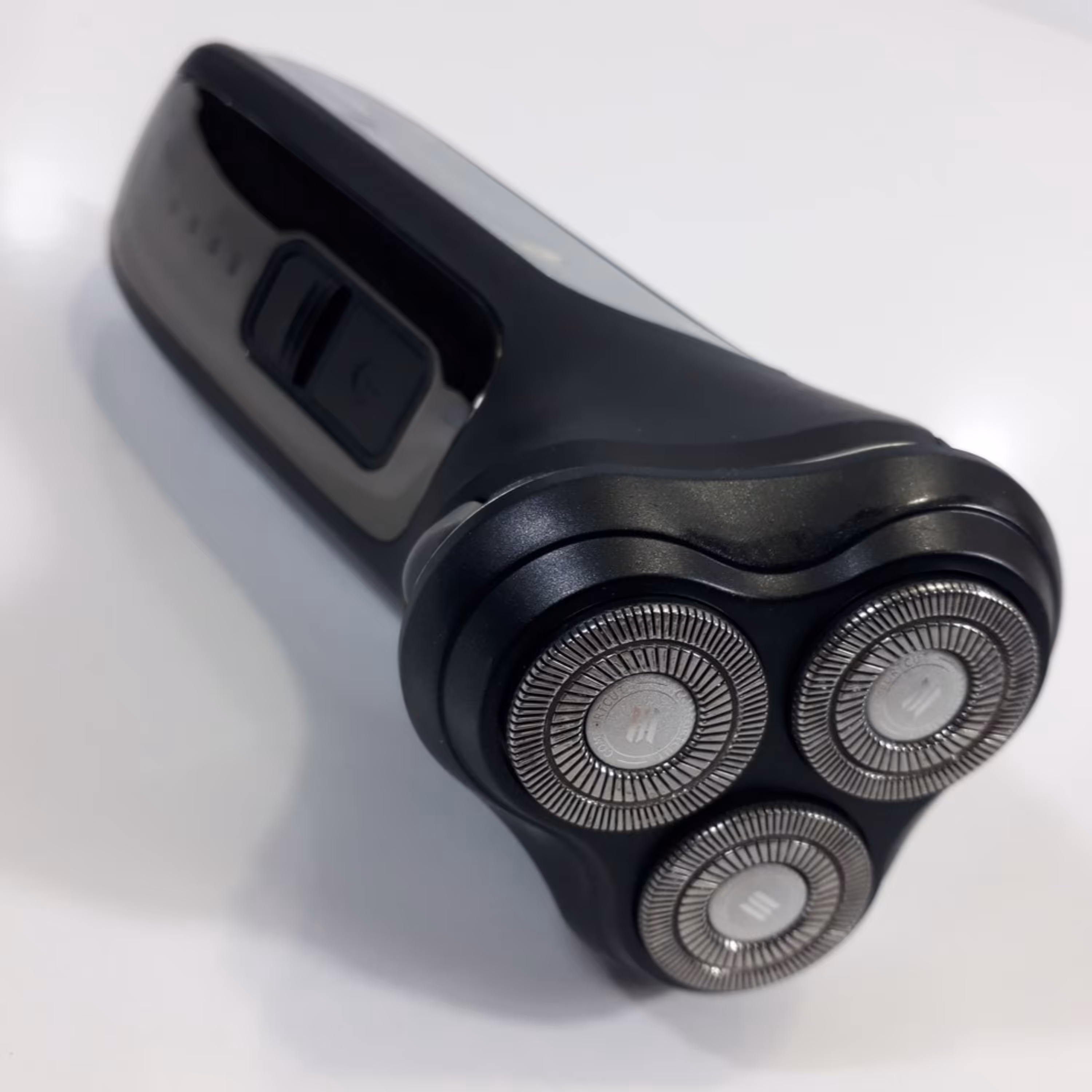  ریش تراش فیلیپس ضدآب PHILIPS AT899 صفرزن