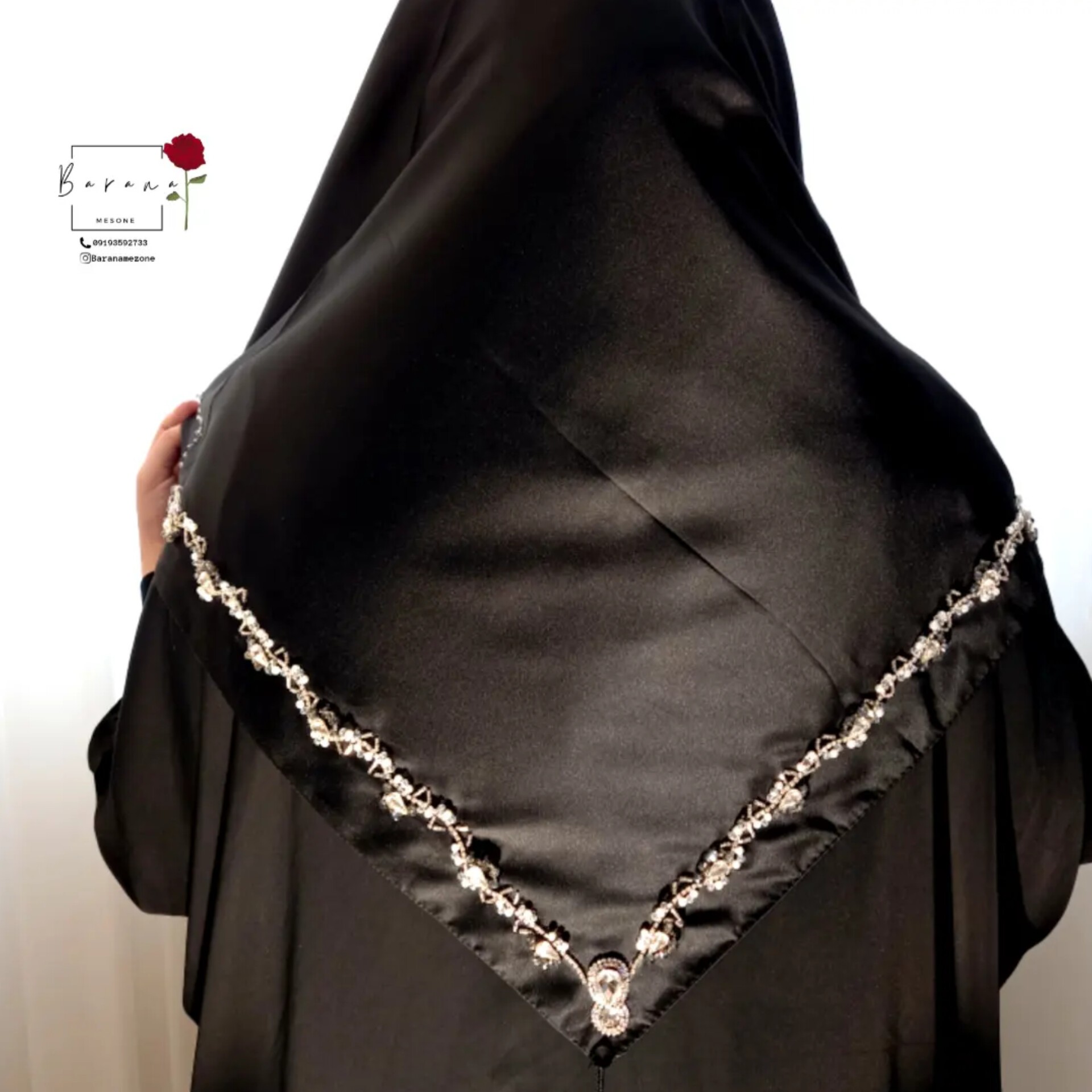 روسری جواهردوزی طرح صدف