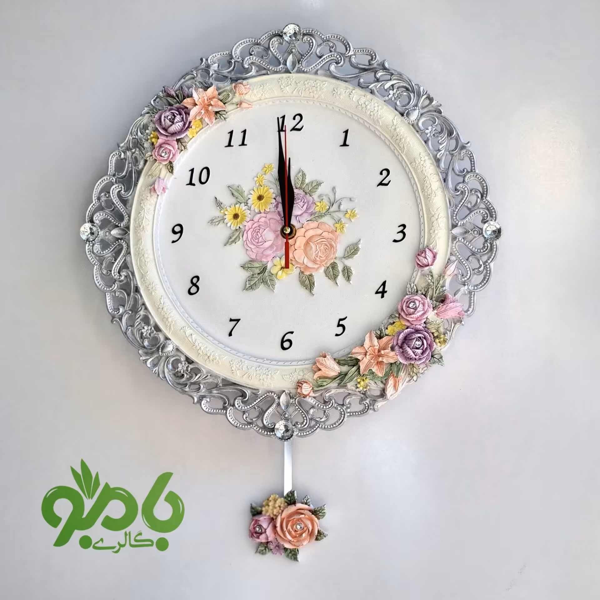 ساعت دیواری رزینی پاندول دار 108