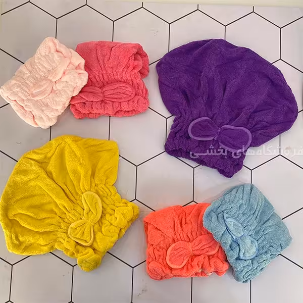 حوله کلاهی سر خارجی