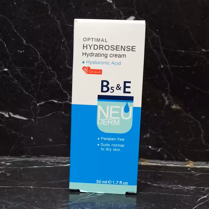 کرم مرطوب کننده حاوی ویتامین e و b5 انواع پوست 50 میل نئودرم
