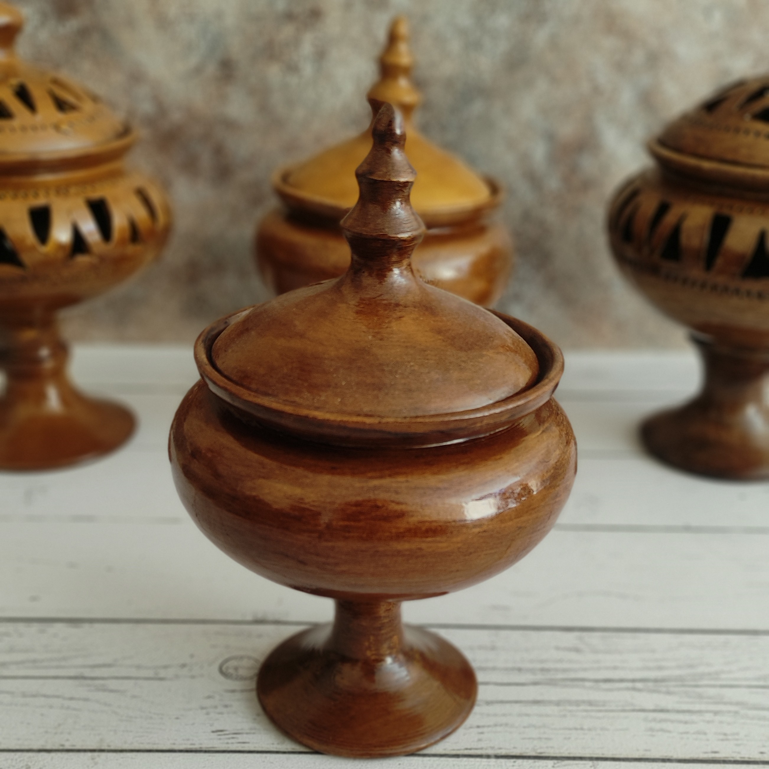 شکلات خوری سفالی