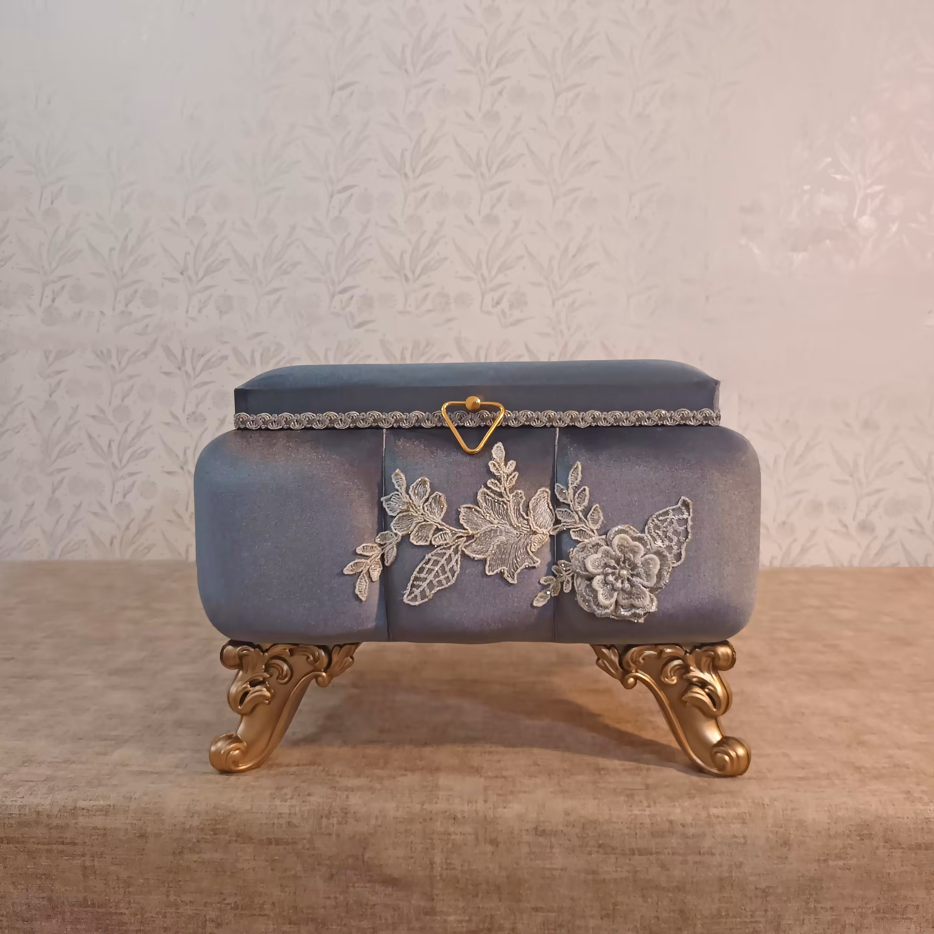 صندوقچه مخمل طرح گل برجسته (سایز کوچک)