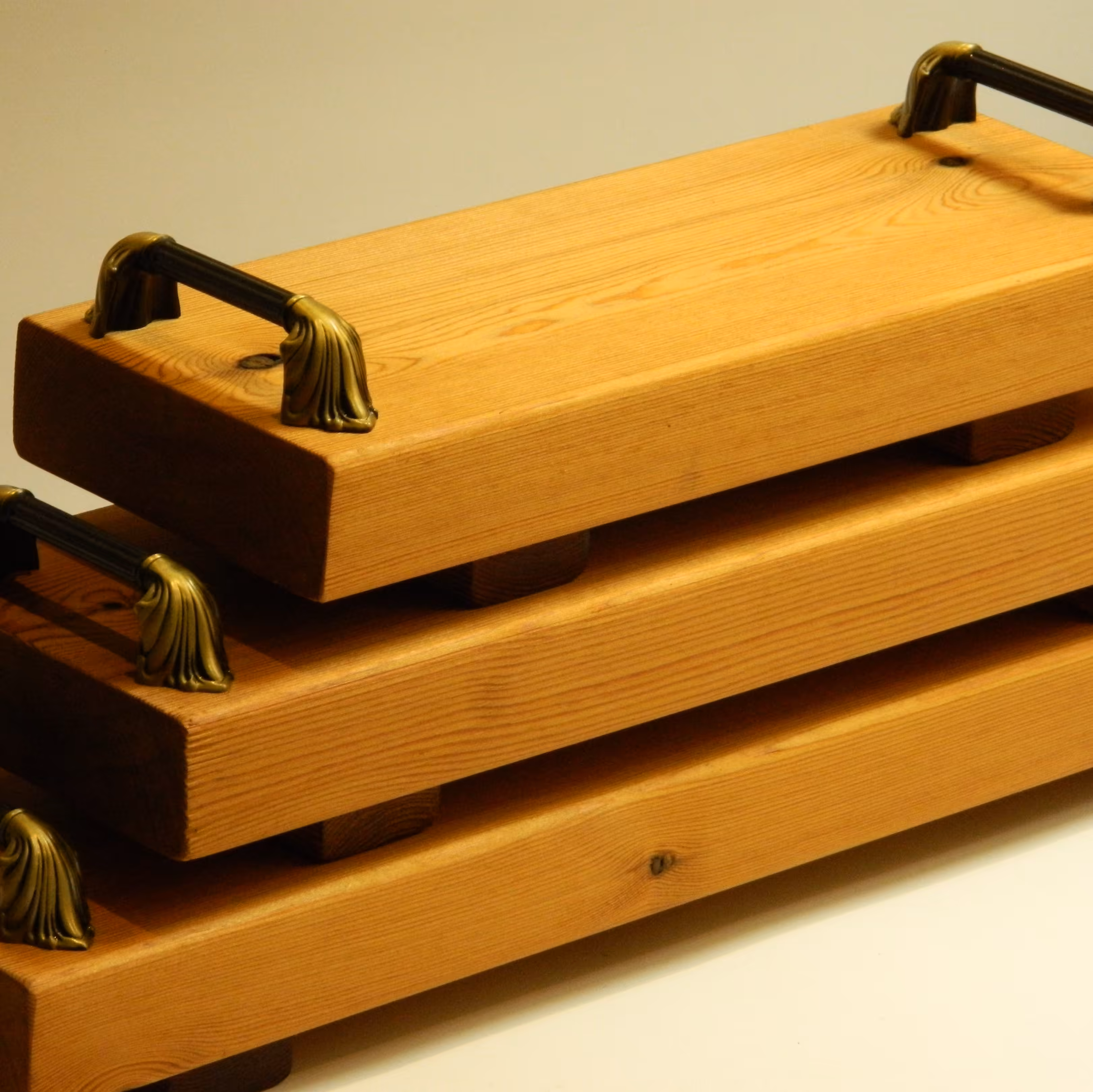 اردو خوری چوب فنلاندی 4 سانت ضخامت دستگیرها ساخت ترکیه پوشش گیاهی نانو ضد پوسدگی