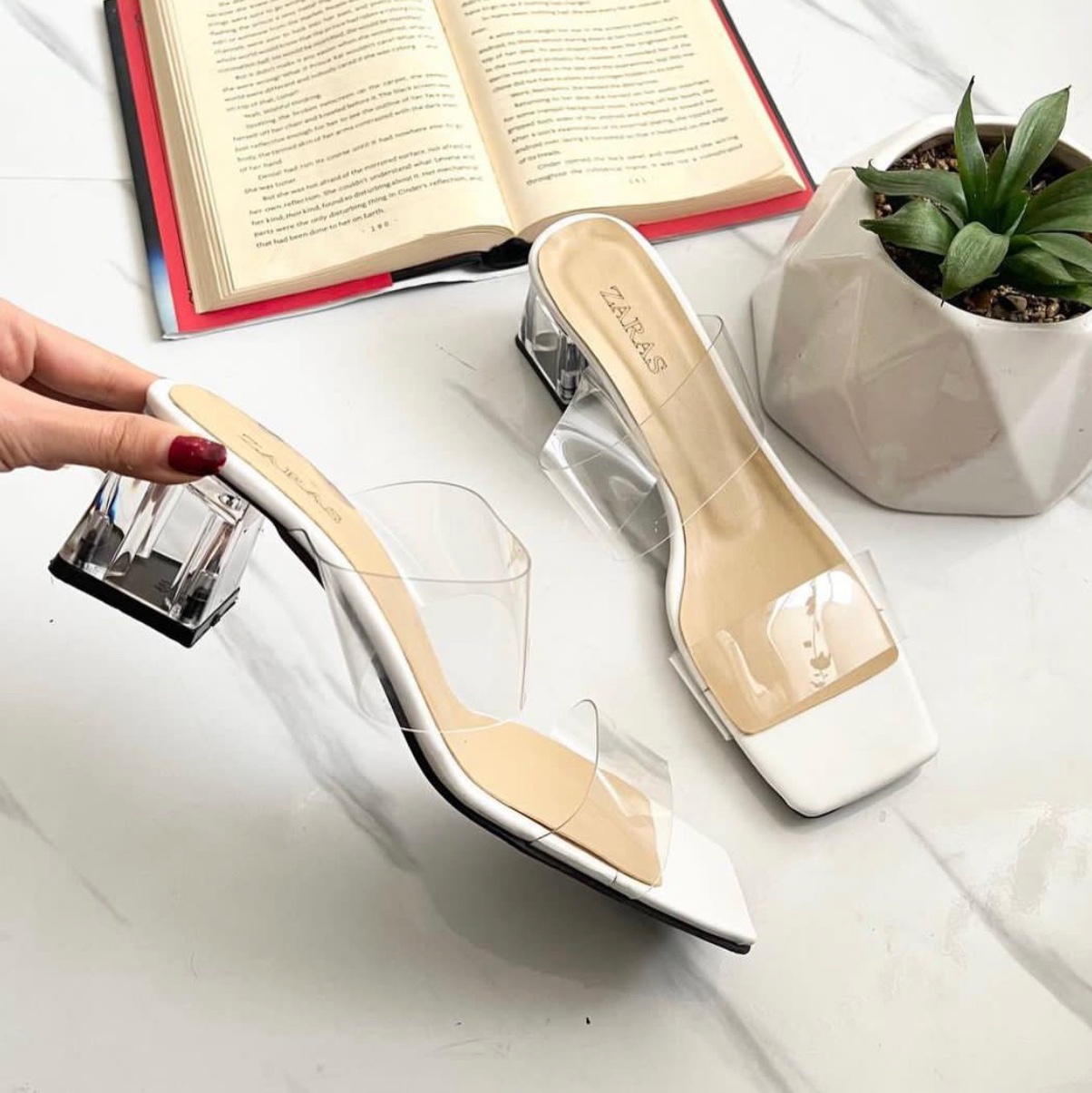 صندل طلقی پاشنه شیشه ای قالب اردکی 5 سانت چرمی