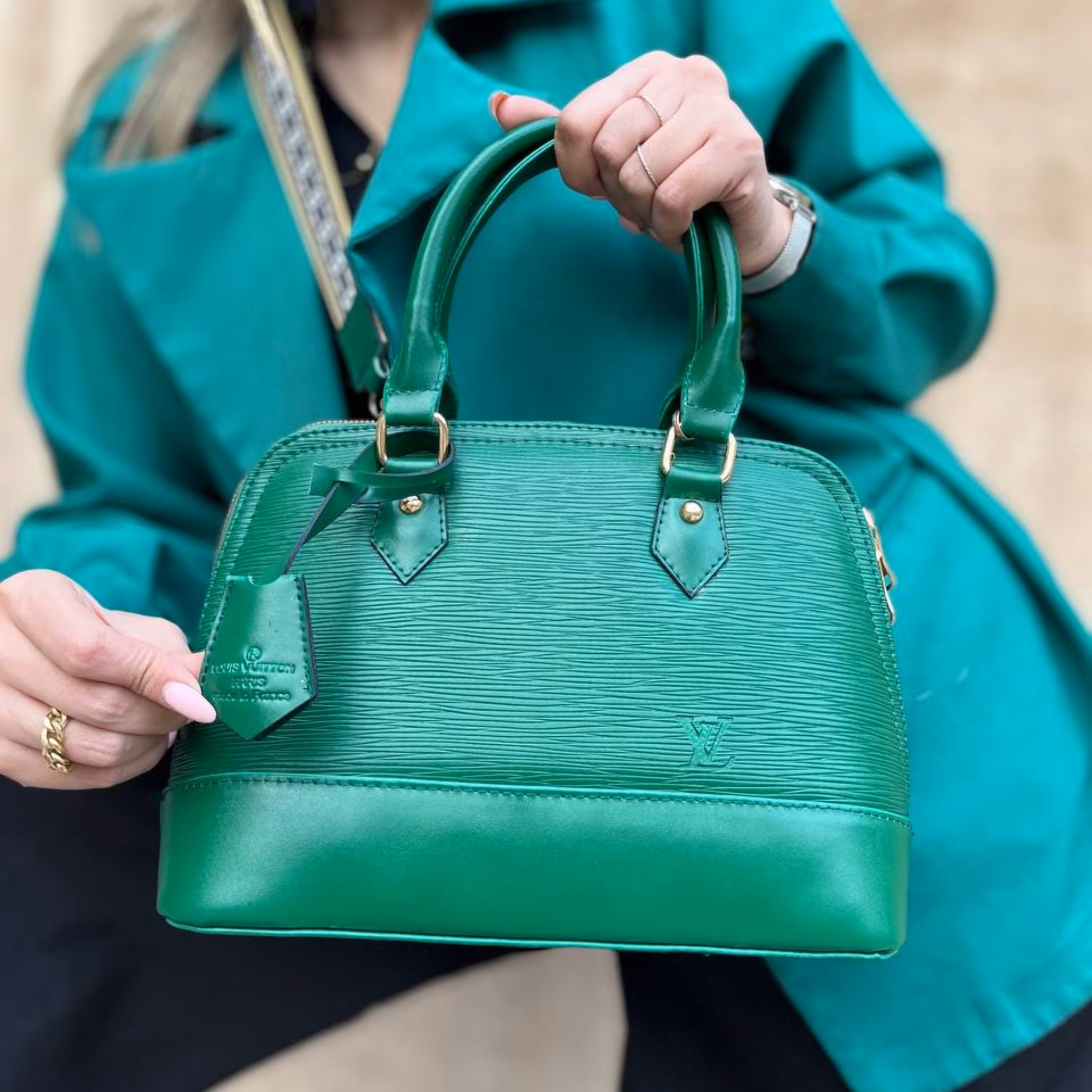 کیف پاسپورتی مدل النا