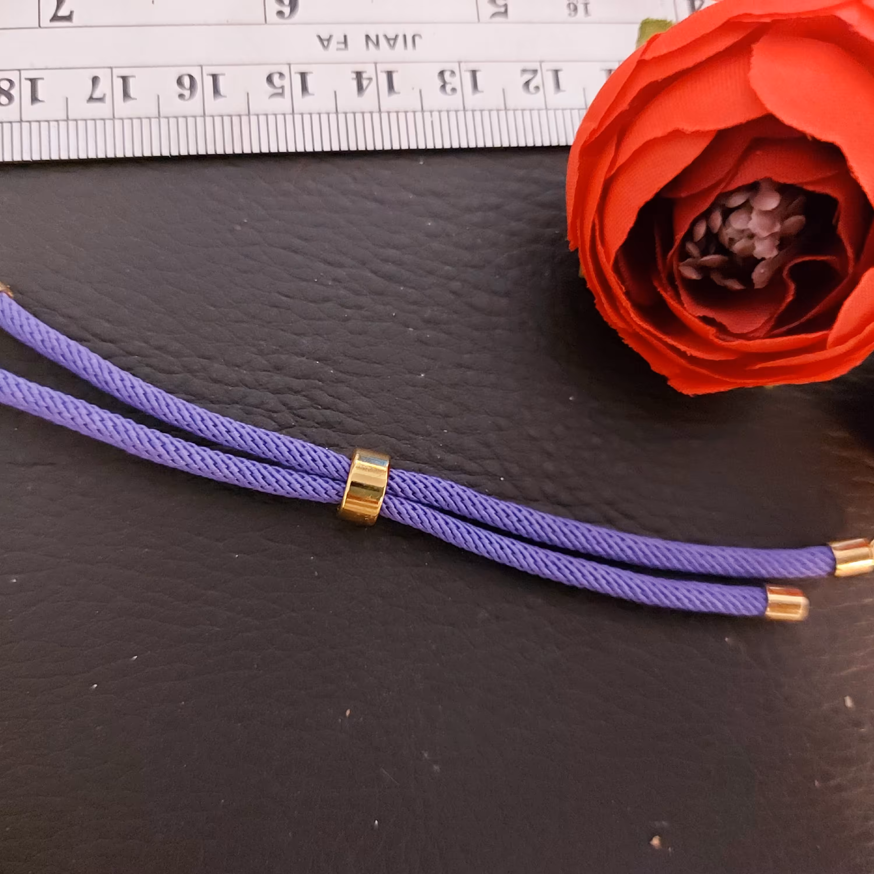 دستبند آسانسوری کنفی بنفش ده سانتی