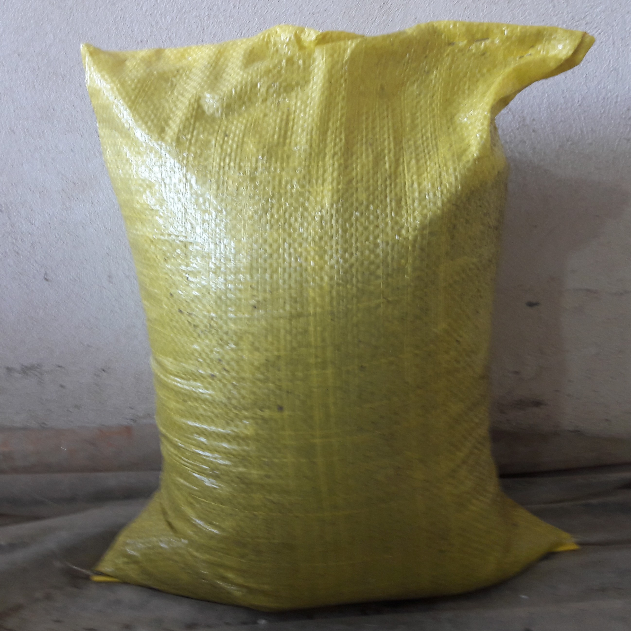 خاک مخصوص    گل و گیاه 5 لیتری            