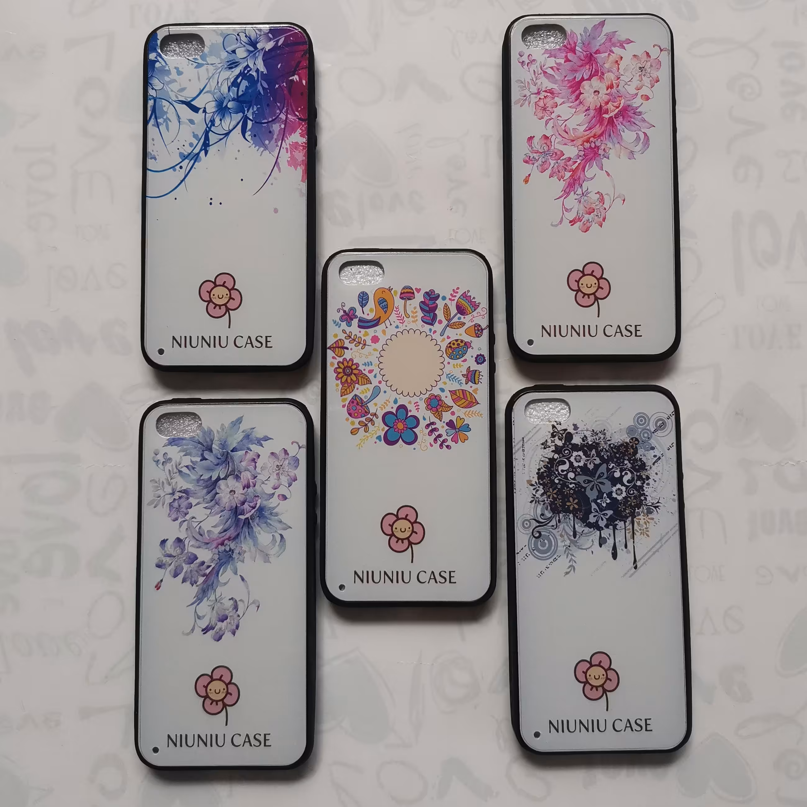 قاب طرحدار دخترونه مناسب گوشی آیفون 5/5s