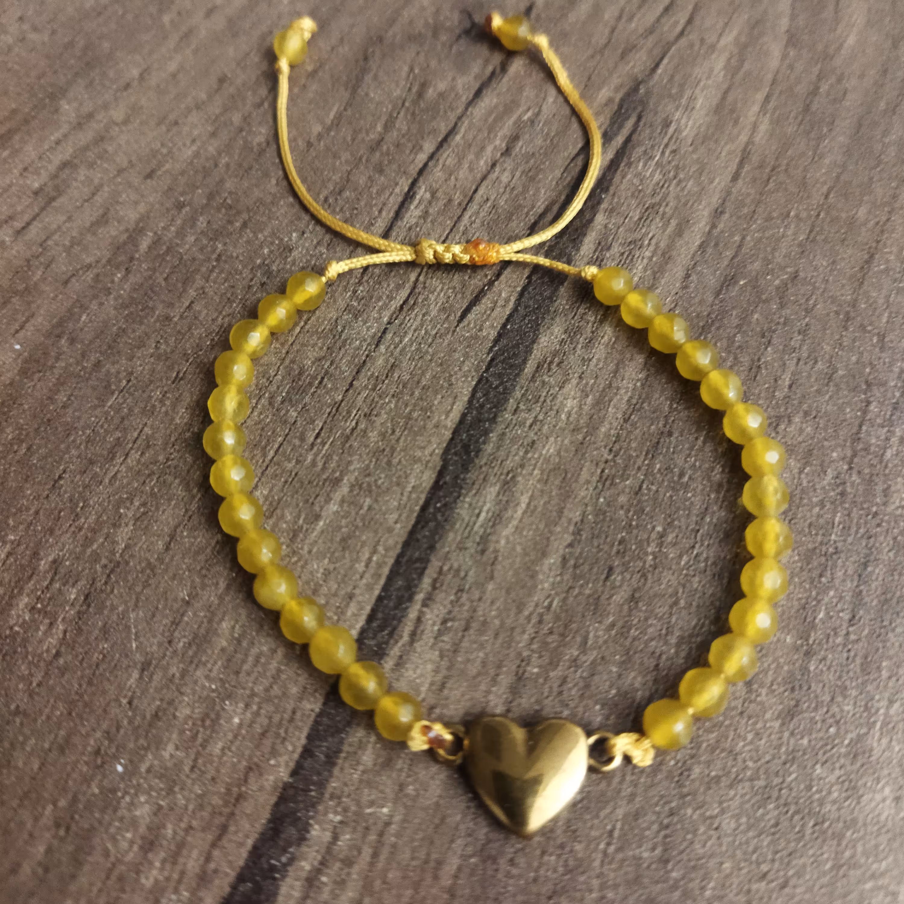 دستبند زرد قلبی