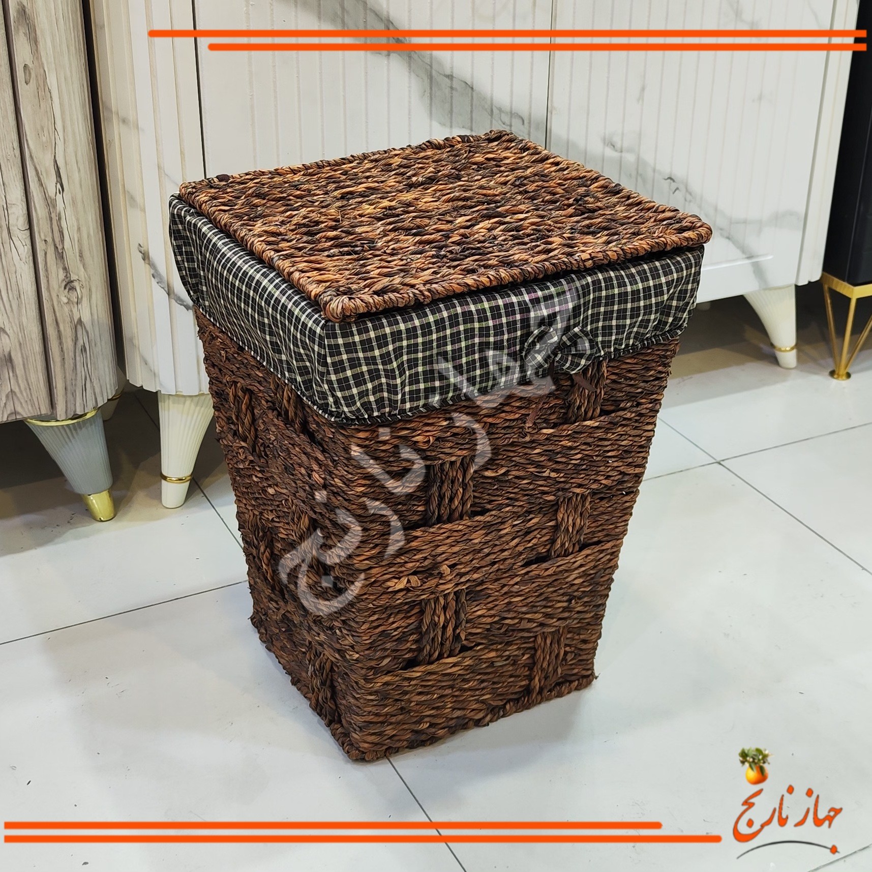 سبد لباس حصیری