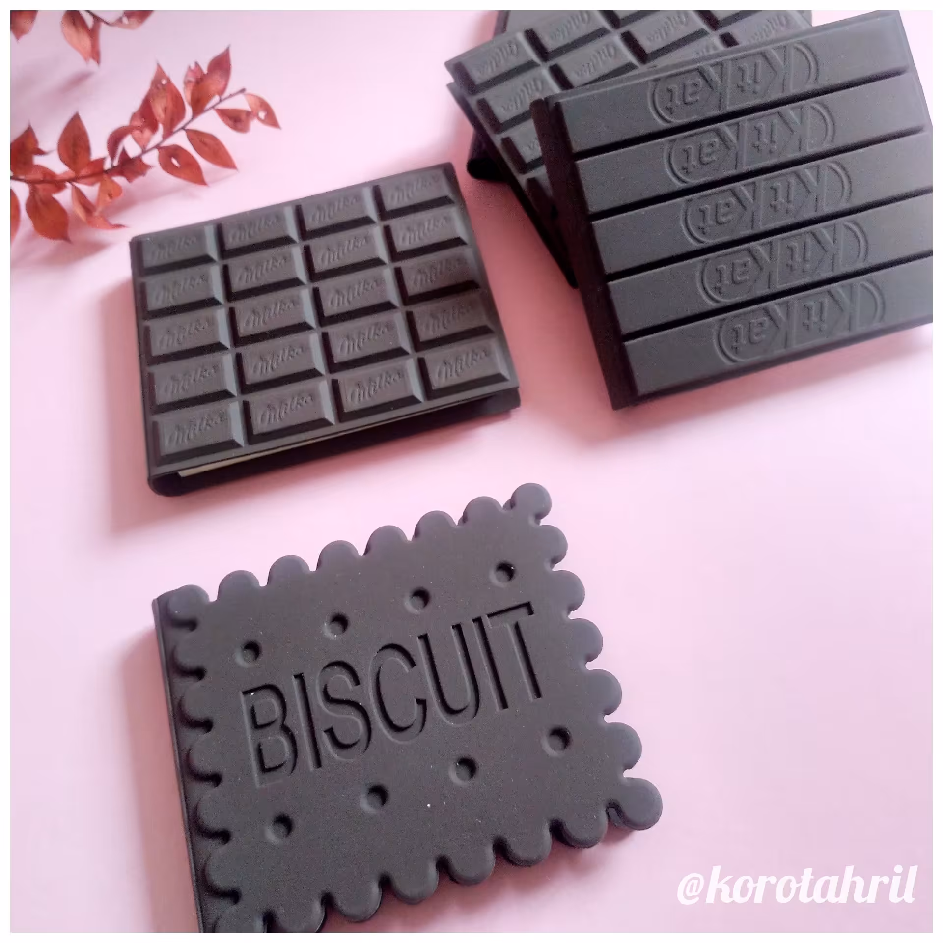 دفترچه  کیت‌کت، و بیکوئیت پتی بور 