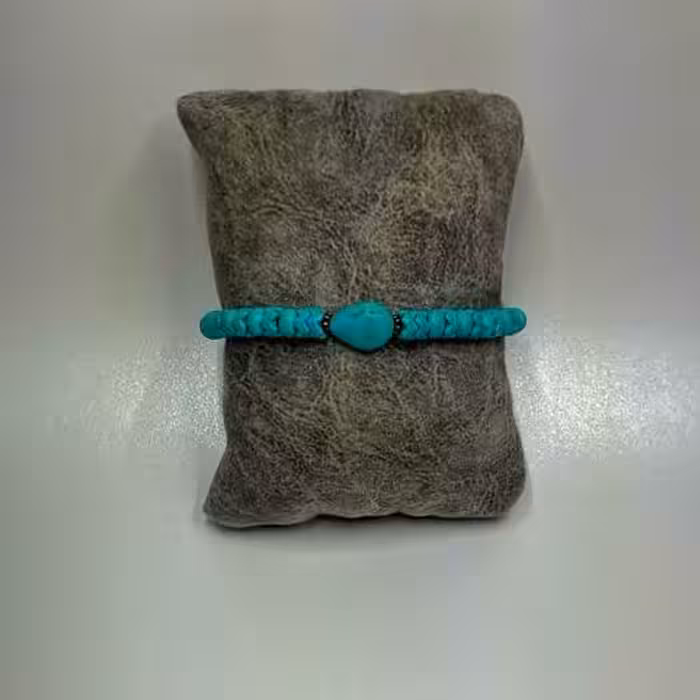 دستبند رنگ آبی وزن 7 گرم اندازه 34 سانتیمتر  فیروزه سنتتیک