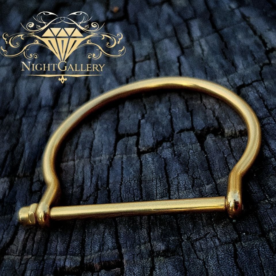 دستبند vitaly اسپرت طلایی