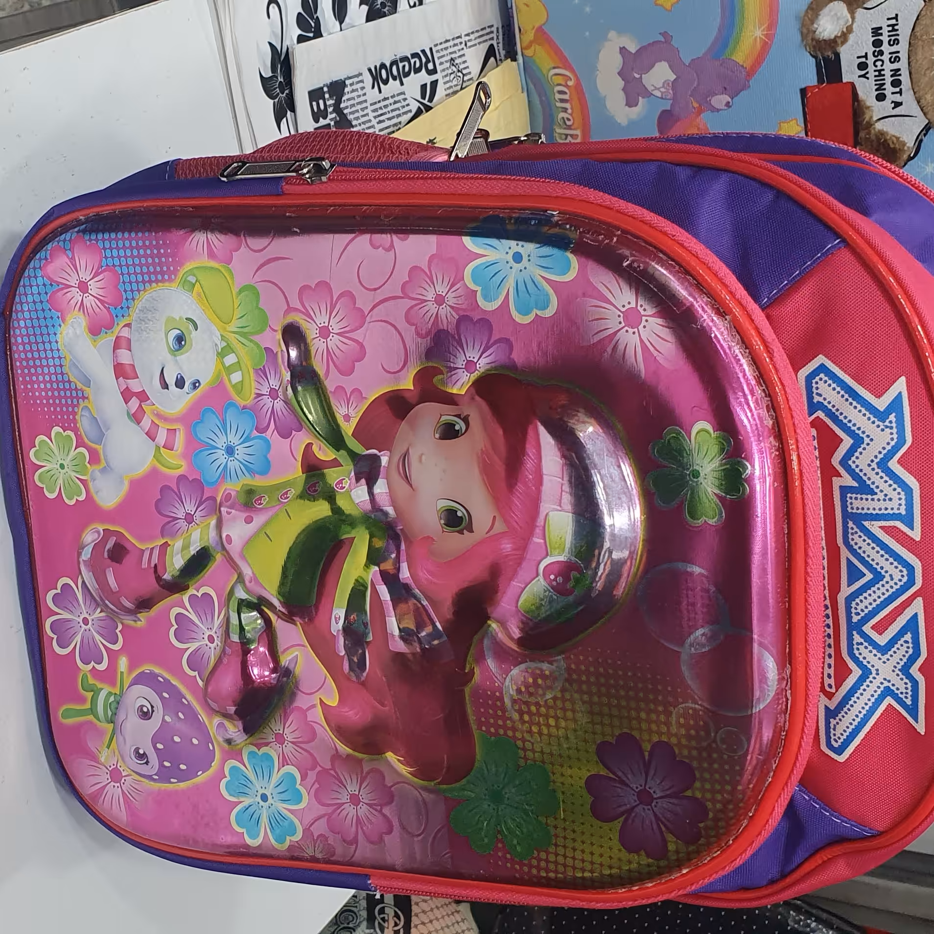 کیف مدرسه چاپ خارجی طرح برجسته 3 زیپ
پشت طبی
کیفیت عالی
با آستر داخلی