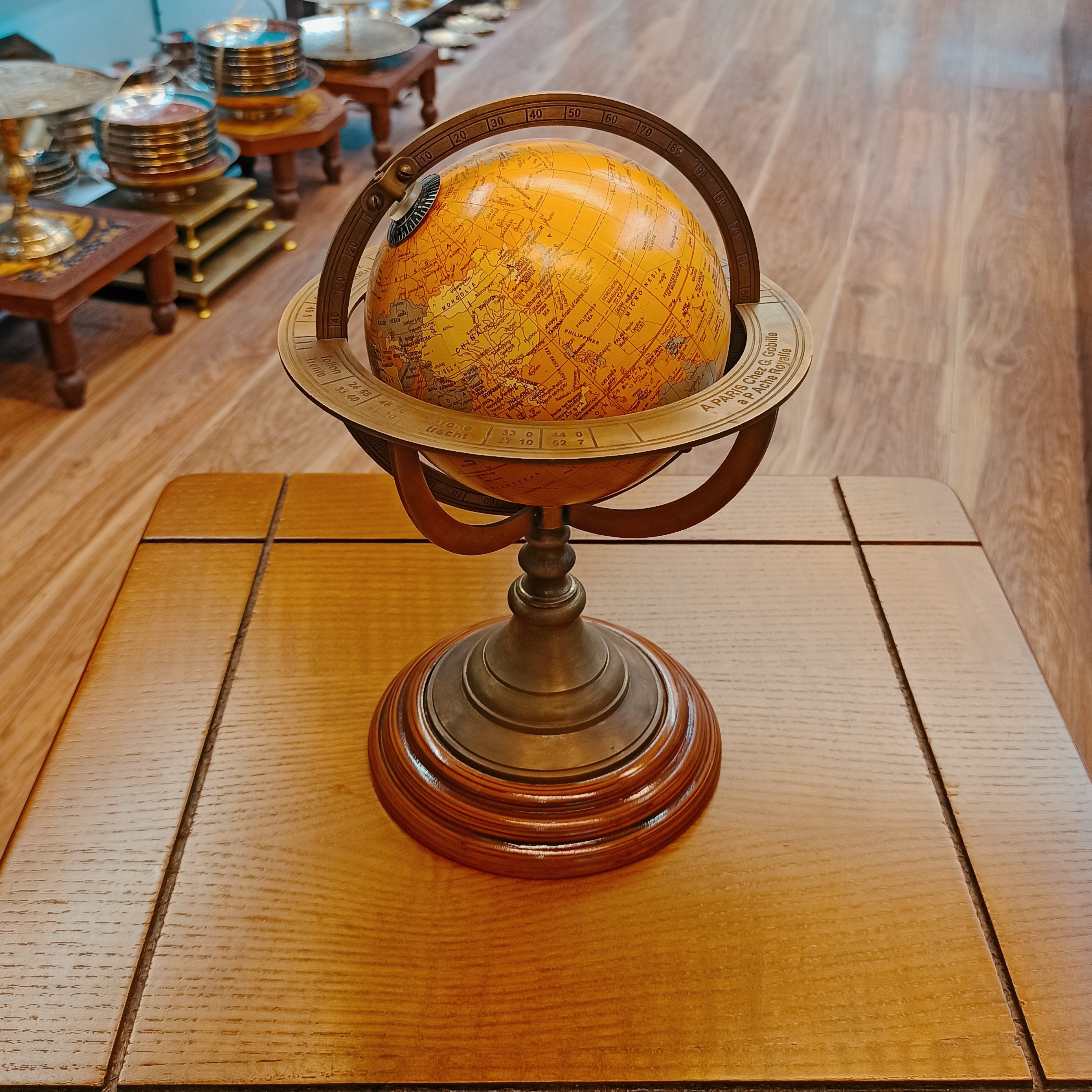 کره زمین آنتیک 