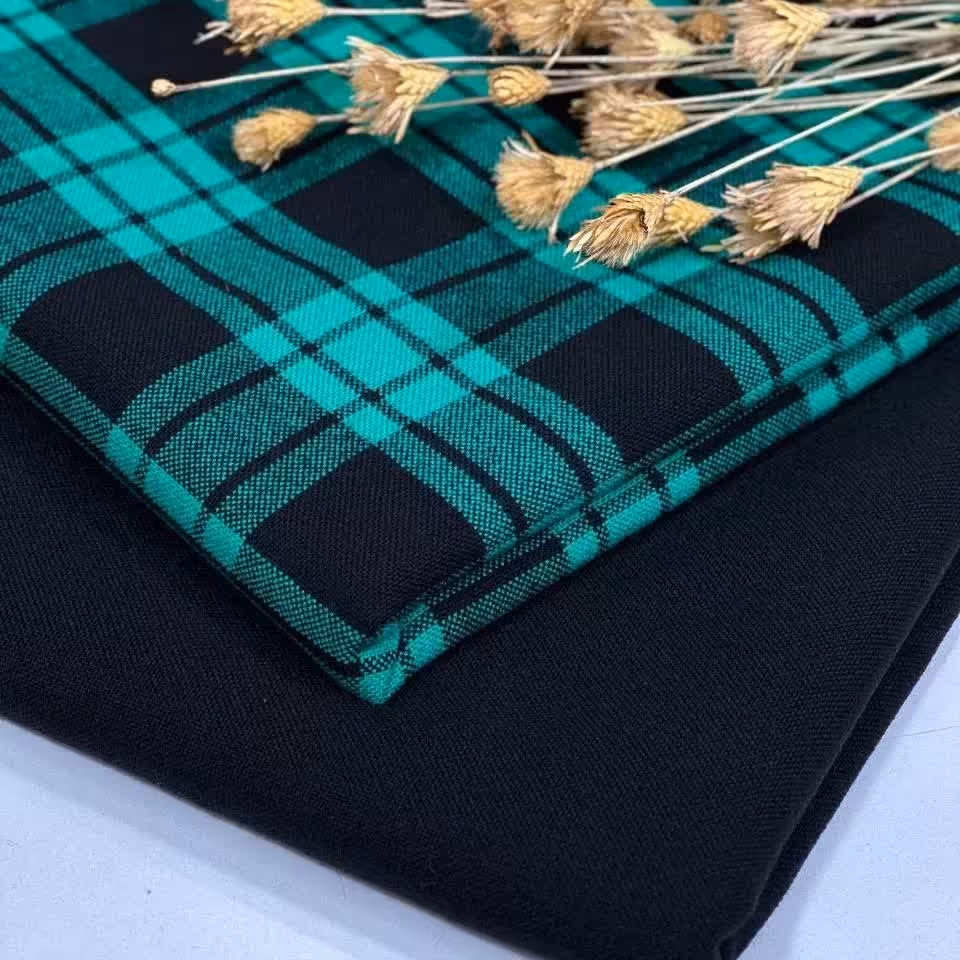 پشمی کشمیر سپاهان اصلی اعلا عرض پارچه 150 سانت جنس عالی شک نکن
