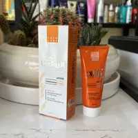 کرم ضد آفتاب بی رنگ الیوکس مناسب پوست چرب  با  حجم 40mL