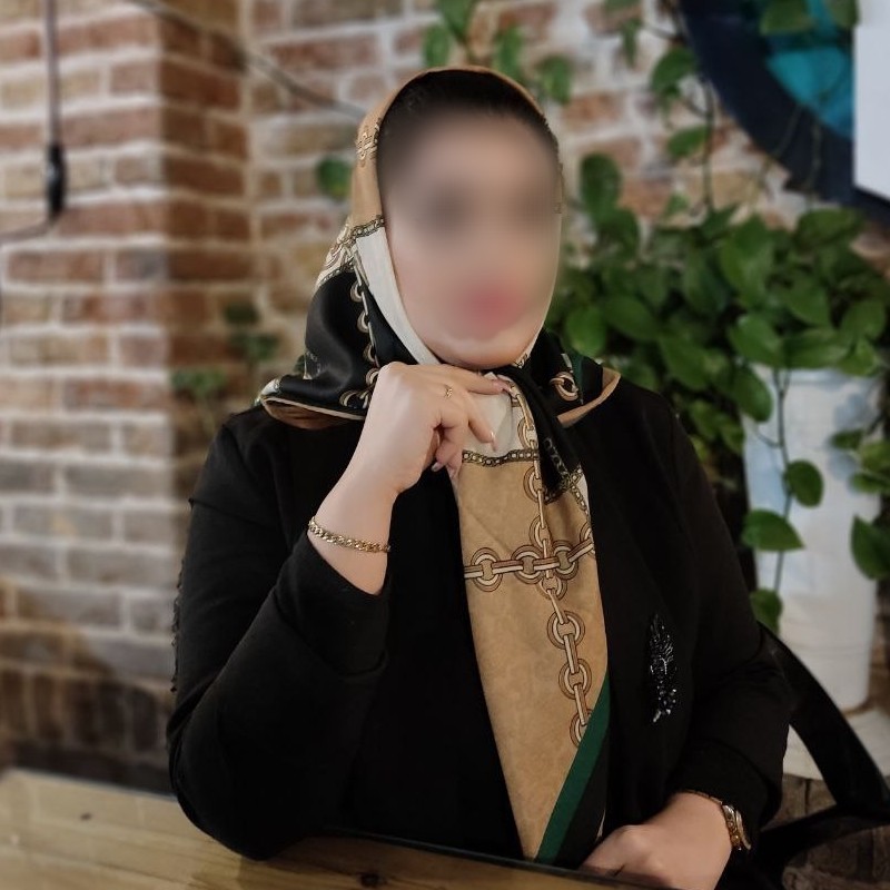 روسری حریر نخ دور دست دوز اصلا سُر نمیخوره