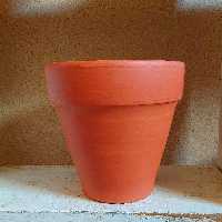 گلدان سفالی قطر 26 و ارتفاع 30 سانتیمتر