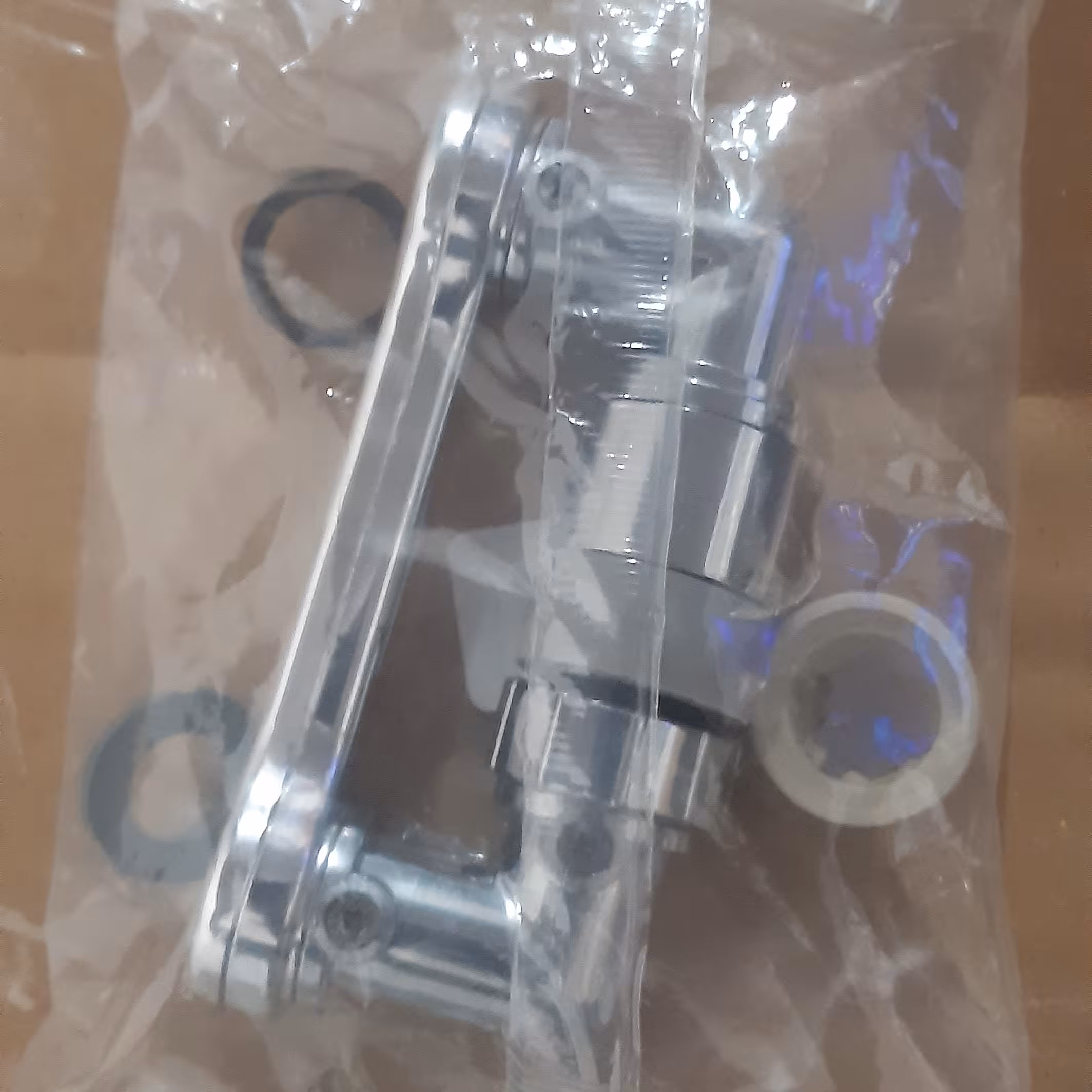 سرشیر متحرک روشویی بسیار کاربردی