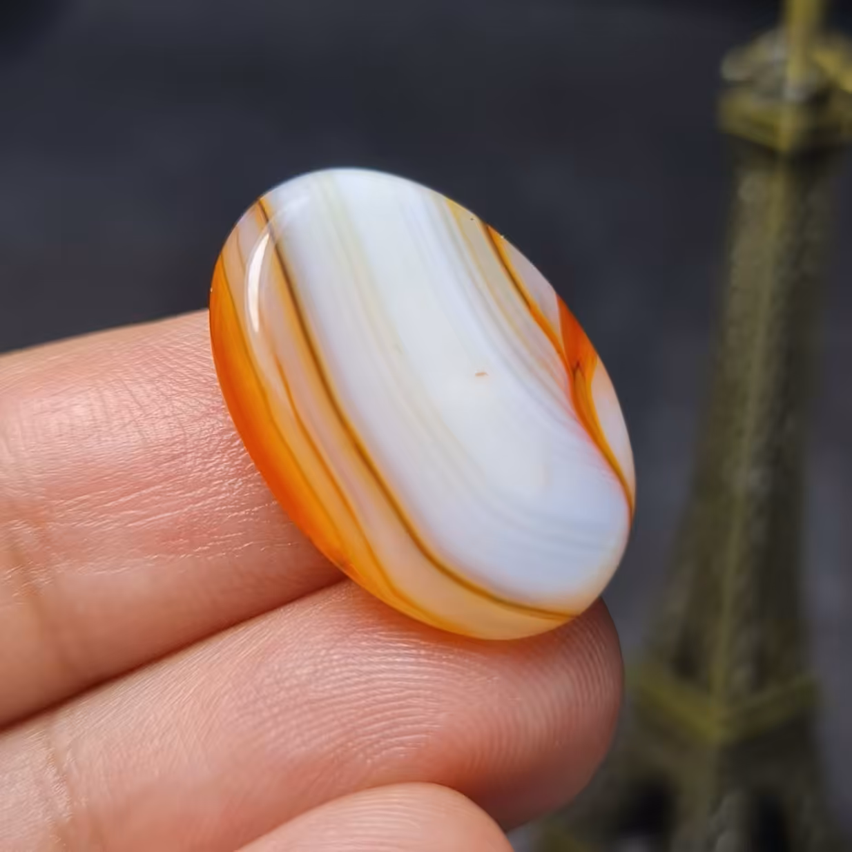  نگین سنگ عقیق سلیمانی اصل معدنی 
کد 28190