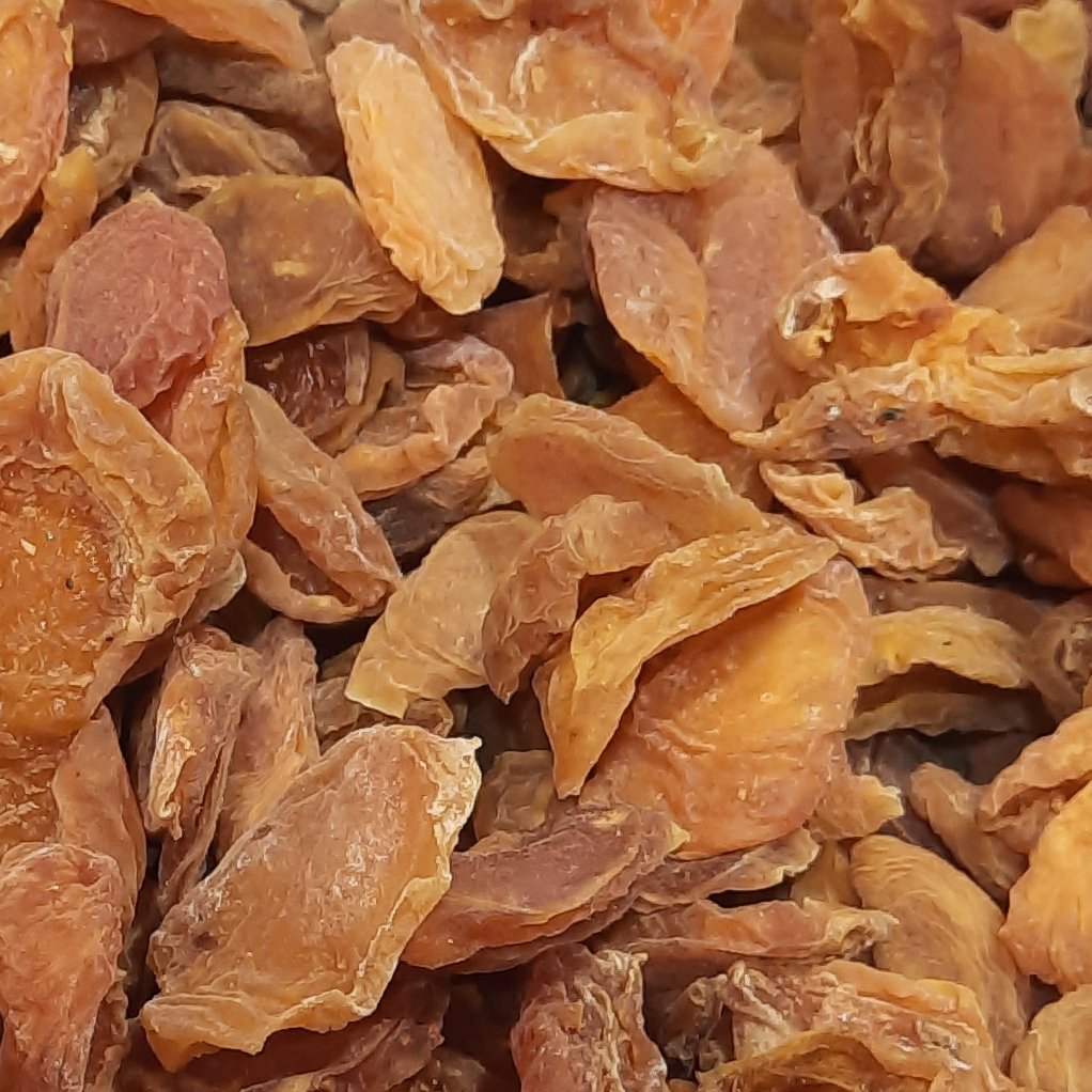 برگ زرد آلو