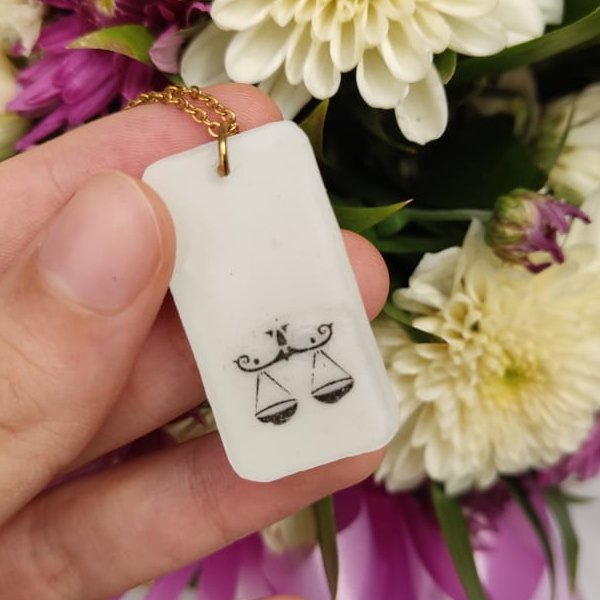 پلاک رزینی سمبل ماه تولد قابل سفارش با سمبل مورد نظر شما