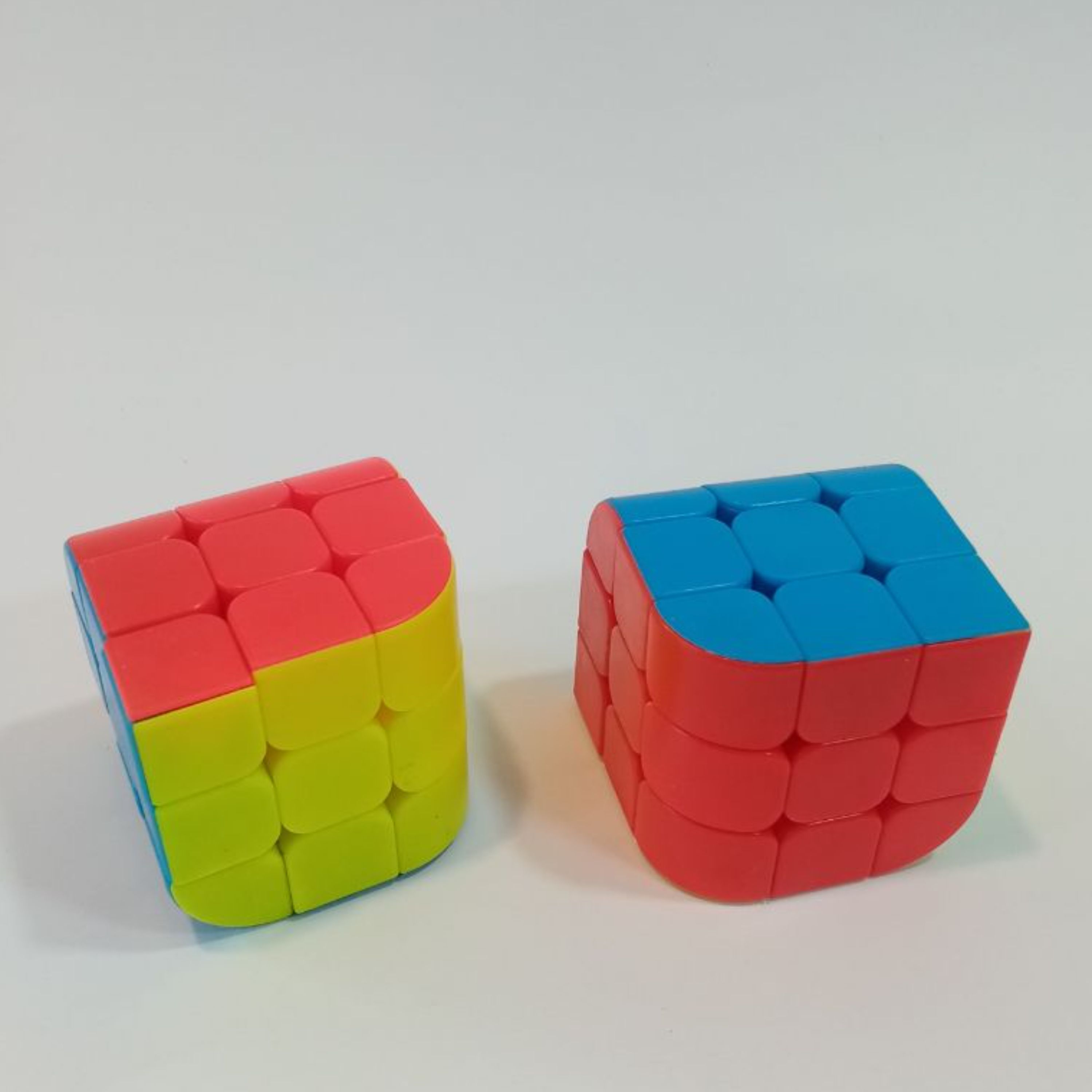 روبیک مکعب اوریب درجه یک     لبه انهنا دار خمیده