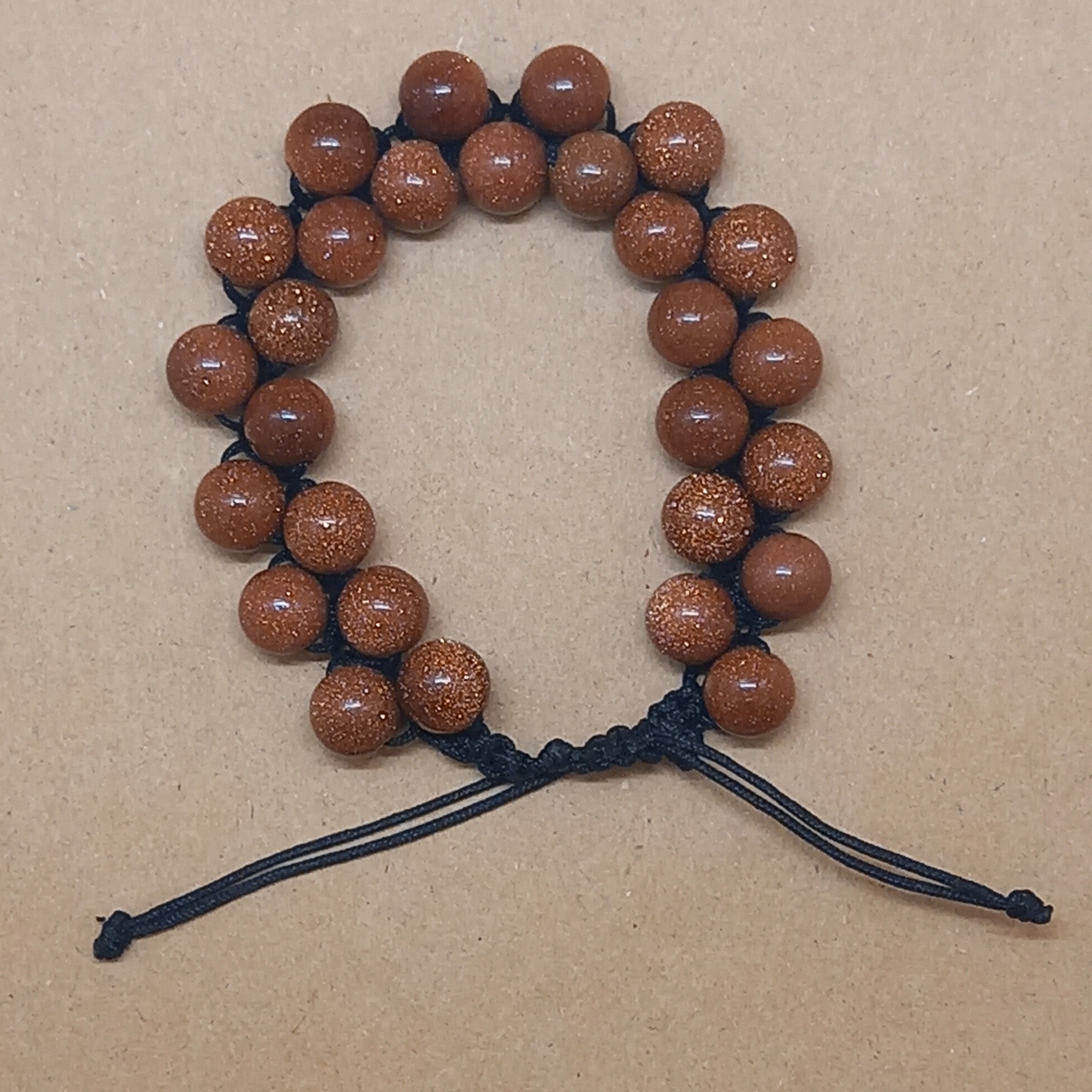 .  دستبند . سنگ دلربا . میکرو مکرومه 