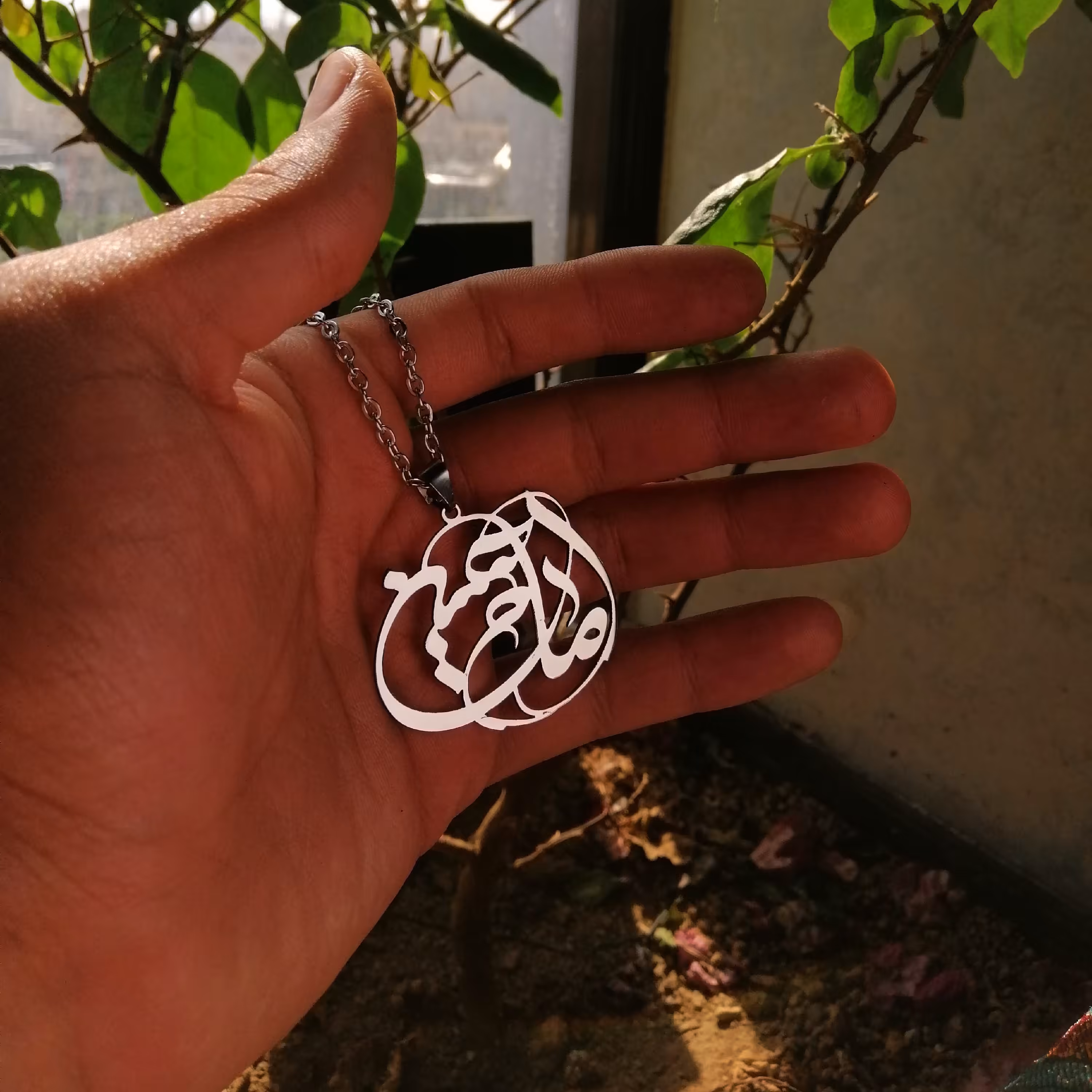 گردنبند مذهبی امام حسین- استیل درجه یک - رنگ ثابت - بدون حساسیت- زنجیر استیل درجه یک