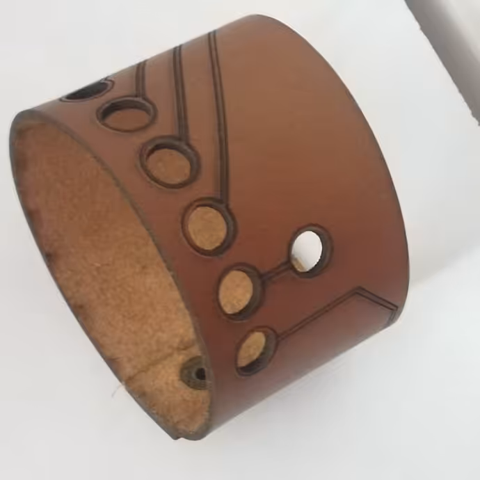 دستبند چرم