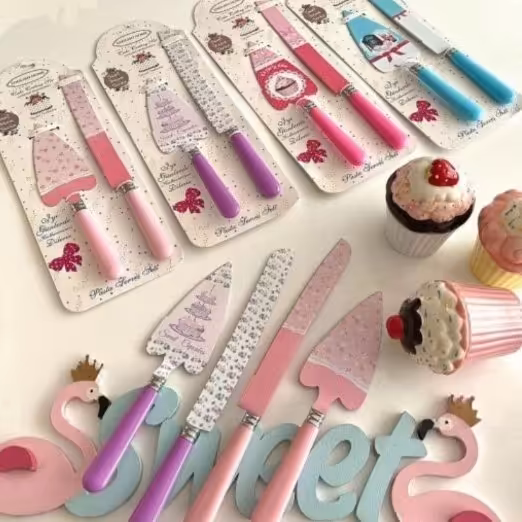 کارد کیک _کیک خوری