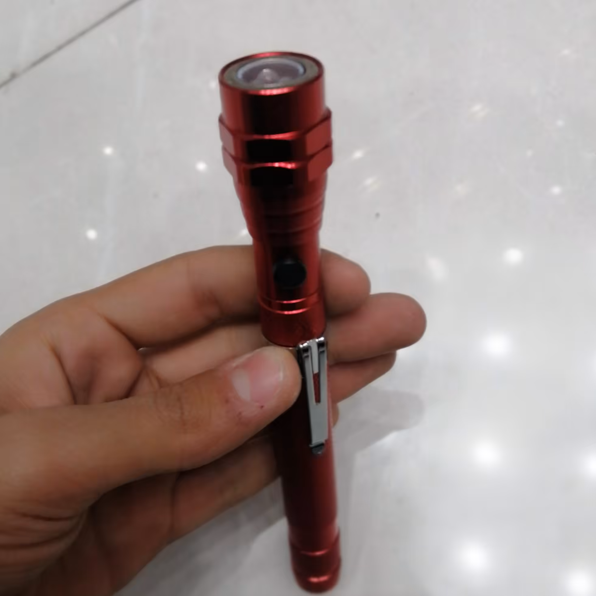 چراغ قوه فنری