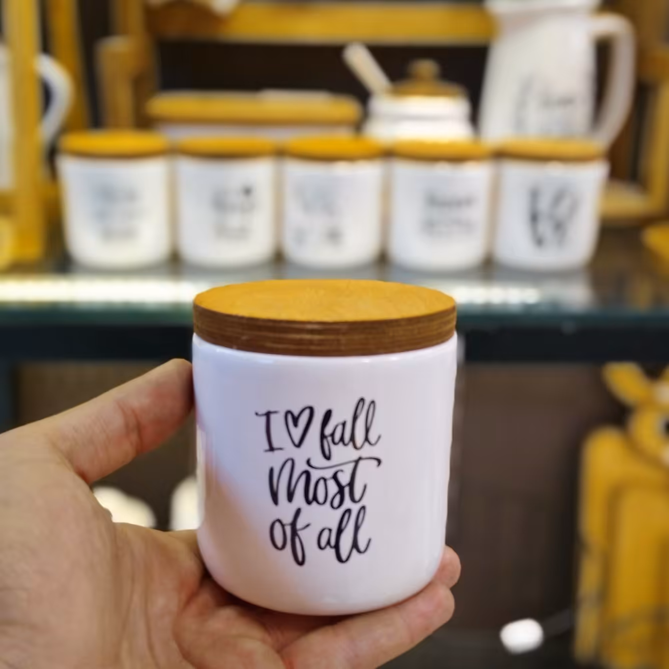 جاادویه تکست درب چوبی در طرح های مختلف با کیفیت بالا