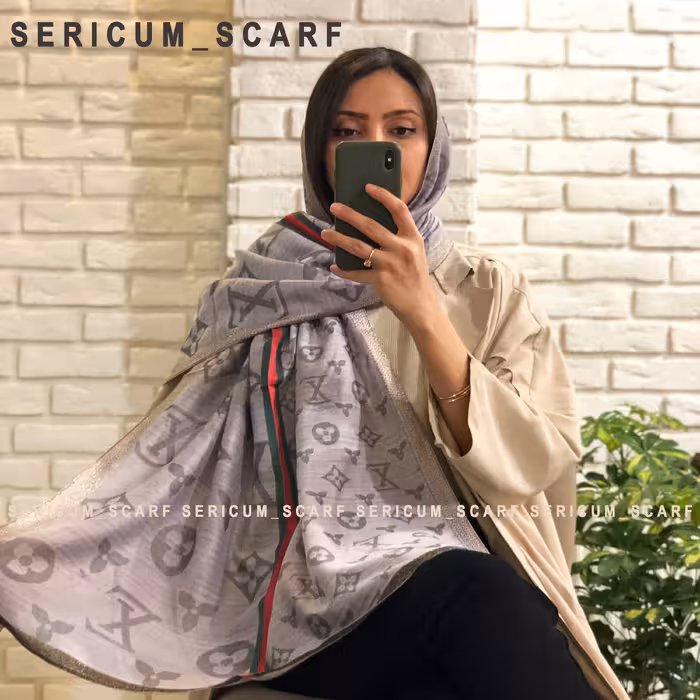 شال ویسکوز نخ ابریشم حاشیه لمه LV در 5 رنگ