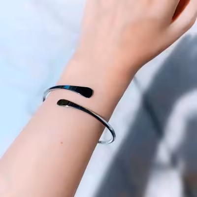 بنگل نقره ای ترند رنگ ثابت، شیک، سیلور