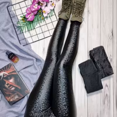 شلوار چرم طرح دار تو کرکی 73908