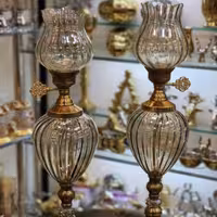 یک جفت ( دو عدد ) شمعدان سلطنتی خوش تراش خوش قیمت که خونه تو شیک میکنه قیمت هم مثل همیشه هواتونو دارم