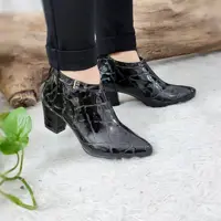 نیم بوت مجلسی مدل ورنی سگک