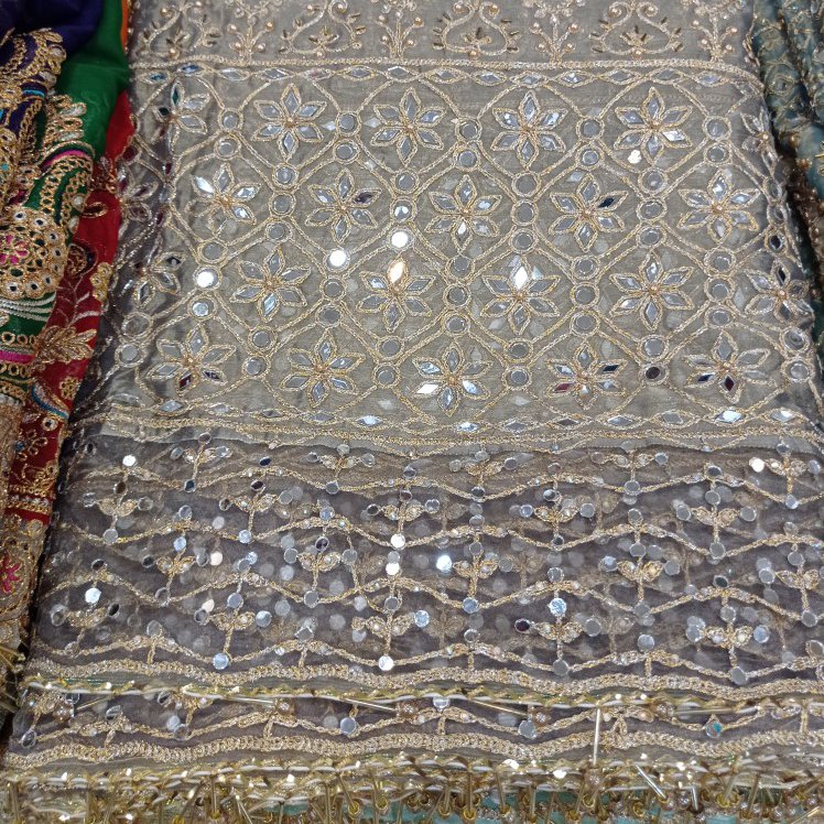 پارچه مجلسی سوزندوزی