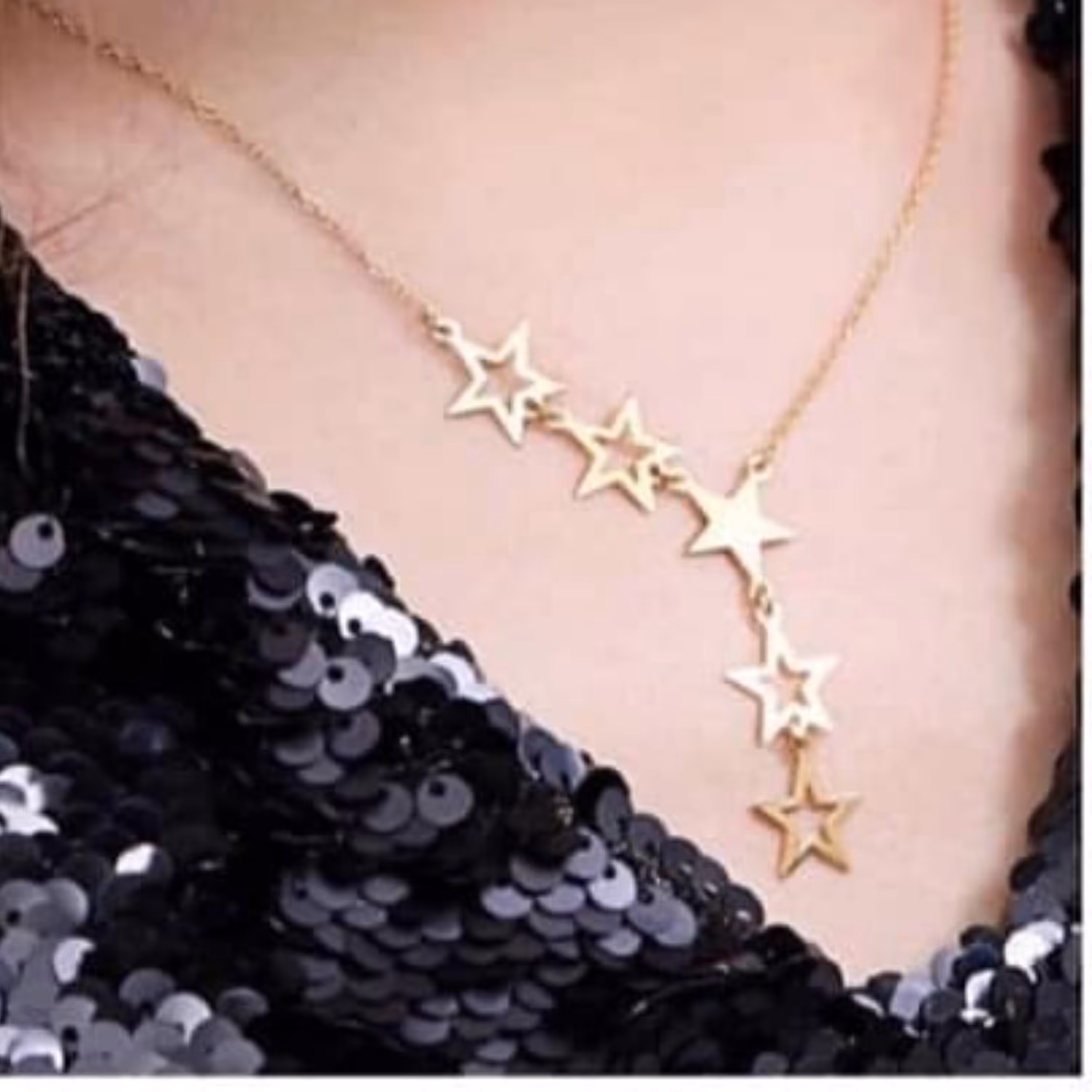 گردنبند طرح ستاره با رنگ ثابت و ضد حساسیت مشابه طلا