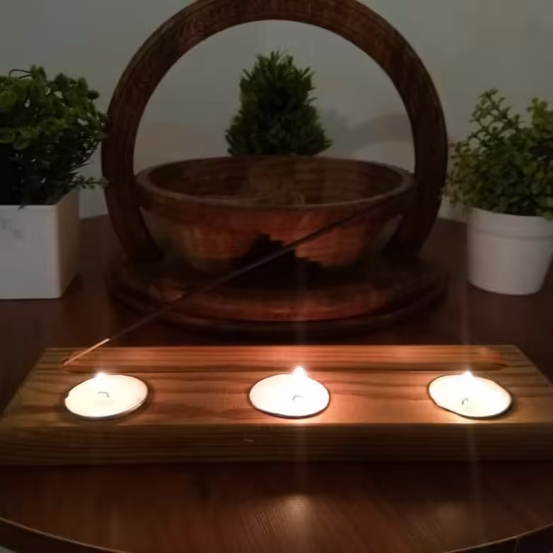 جا شمعی و عود چوبی م